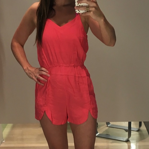 Hot pink romper - Picture 1 of 3